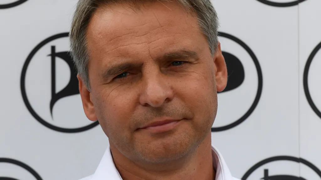 Lídr Pirátů v Plzni Pavel Bosák