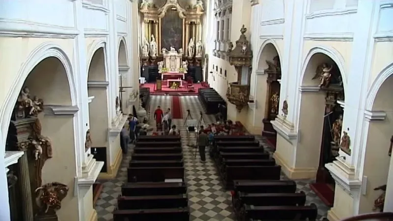 Badatelé odkrývají hrobku Přemyslovců v Opavě.