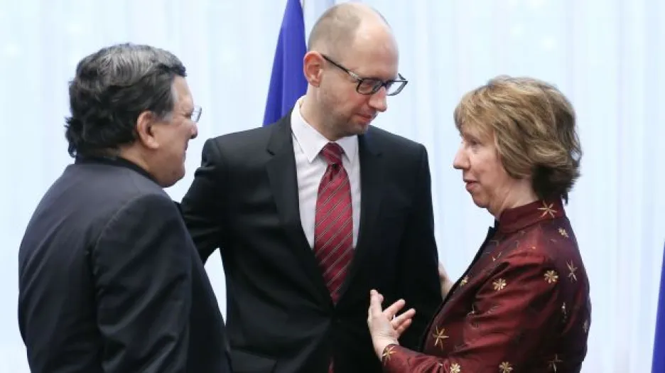 Brusel a Kyjev podepsaly politickou část asociační dohody
