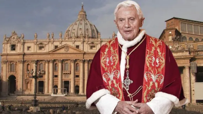 Papež Benedikt XVI. oznamuje svůj odchod