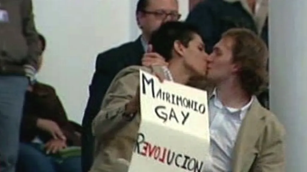 Mexičtí homosexuálové slaví změnu zákona