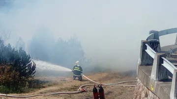 Požár na vrcholu Ještědu