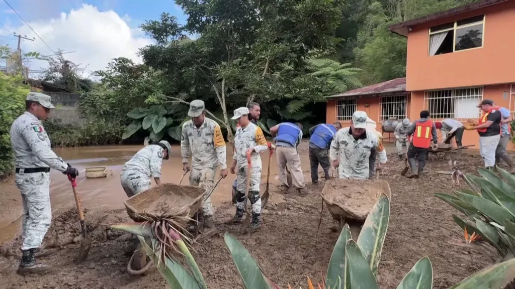 Vydatné srážky způsobily bleskové povodně především v mexických státech Veracruz, Hidalgo a Puebla
