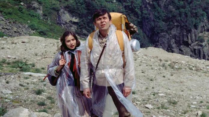 Josef Abrhám a Libuše Šafránková ve Svatební cestě do Jiljí (1983)
