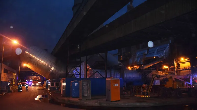 Požár ve chvaletické elektrárně