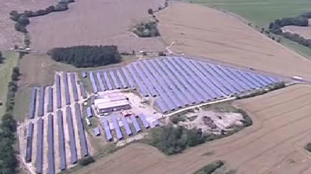 Solární elektrárna