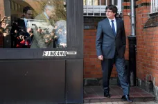 Puigdemont zaplatil dvoumilionovou kauci a opustil německou vazbu