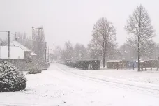 Do Česka přijdou silné mrazy. Bude sněžit a hrozí silný vítr, varovali meteorologové