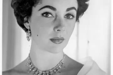 Pro Británii fotil i špehoval. Cecila Beatona teď poznávají i Češi