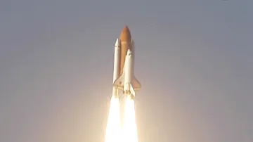 Raketoplán Discovery startuje ke své poslední cestě do vesmíru