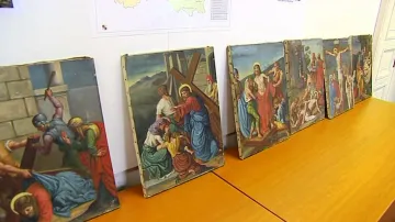 Obrazy z kostela svatého Jošta