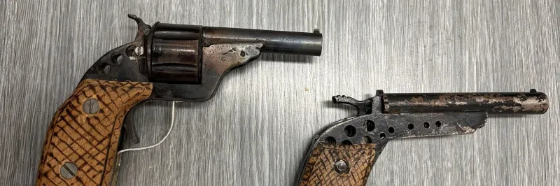 Semtex v igelitce i zbraně z druhé světové. Za měsíc končí zbraňová amnestie