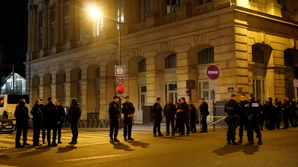 Gare du Nord je jeden z nejrušnějších dopravních uzlů Paříže
