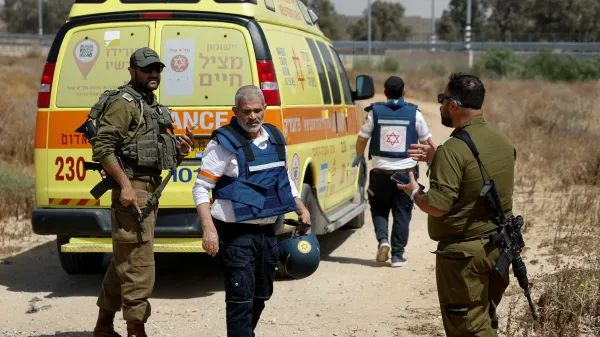 Izrael po raketovém útoku Hamásu uzavřel přechod Kerem Šalom, armáda hlásí mrtvé