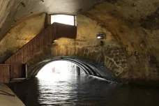 Archeologové konečně znají přesnou polohu Juditina mostu. Pomohl jim sonar i podvodní dron