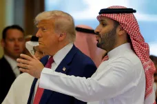 USA zruší všechny sankce vůči Sýrii, oznámil v Saúdské Arábii Trump