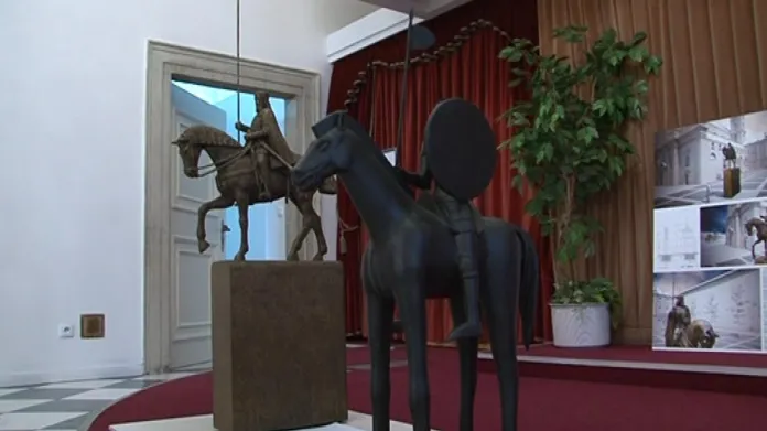 Vítězný návrh jezdecké sochy Jošta Moravského