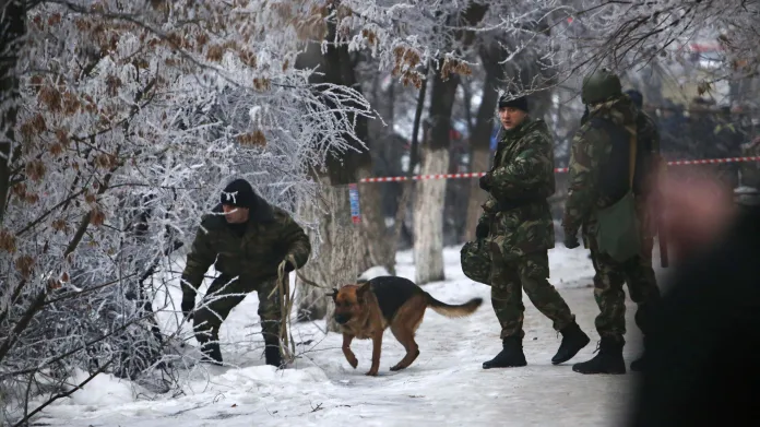 Policie prohledává okolí výbuchu ve Volgogradu