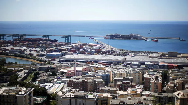 Costa Concordia připlula do Janova