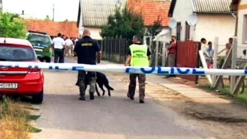 Útočník nebo útočníci napadl či napadli ženy v jejich domě v obci Kisléta.