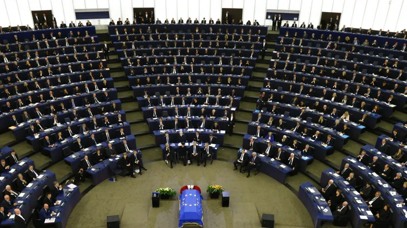 Smuteční akt za Helmuta Kohla