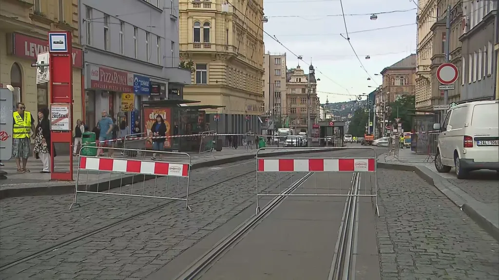 Omezení mezi I. P. Pavlova a Karlovým náměstím