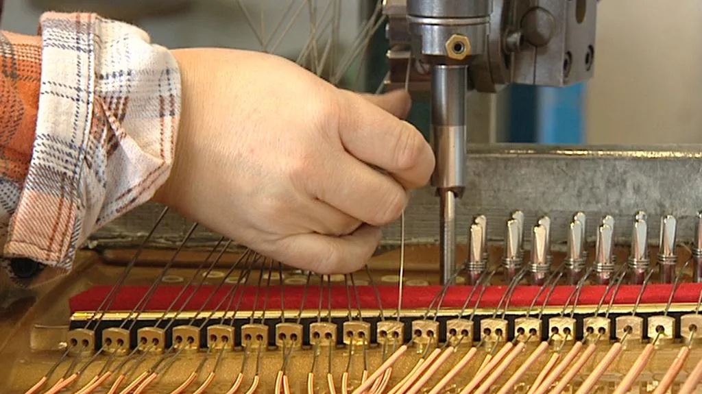 Výroba klavíru Petrof