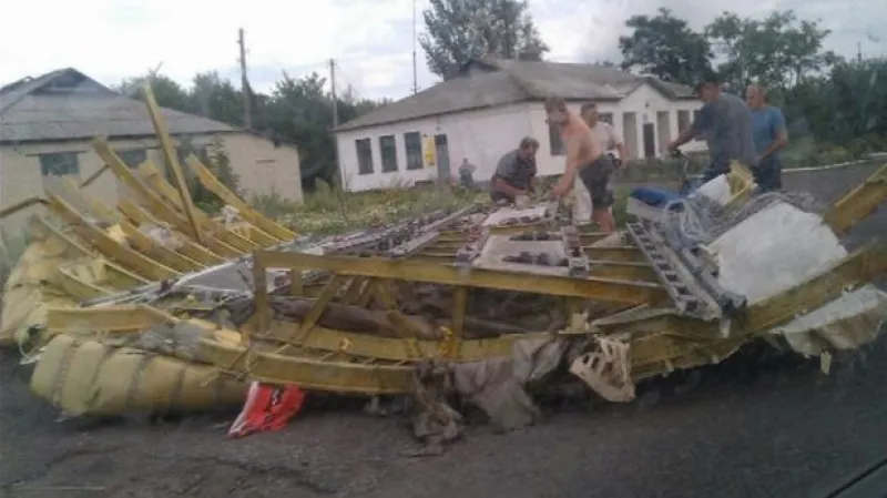 Události: Sestřelení letadla otřáslo Nizozemskem, Malajsií i Bruselem