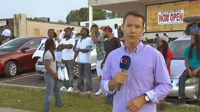 Co namíchalo výbušný koktejl ve Fergusonu?