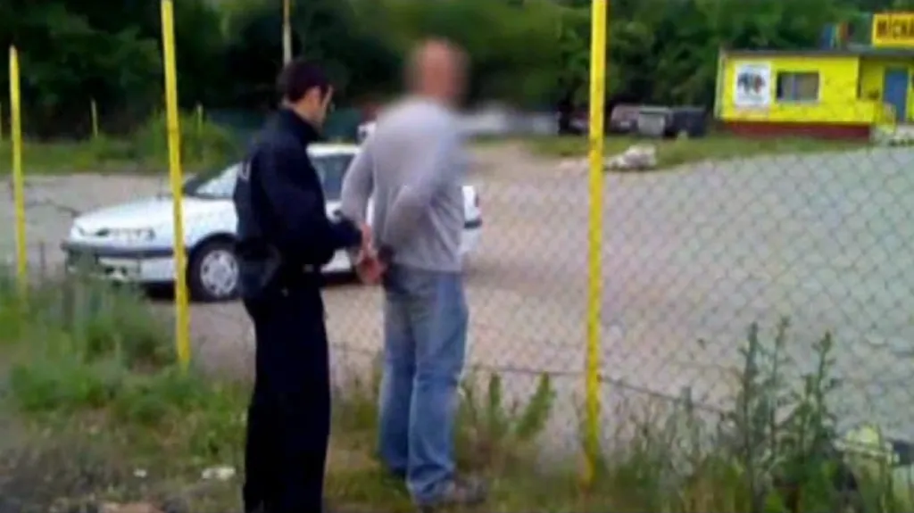 Policie zadržela pachatele krátce po činu