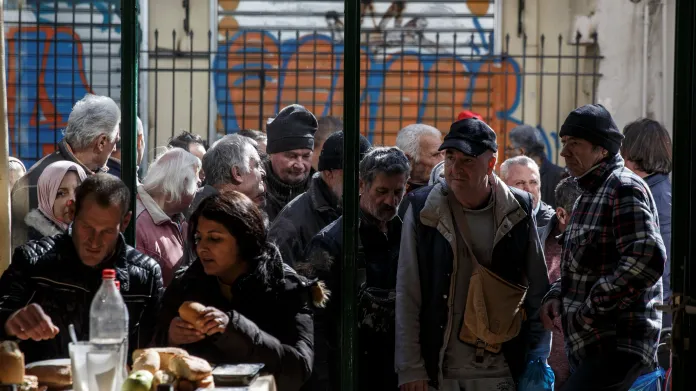 Řecko se propadá hlouběji do chudoby