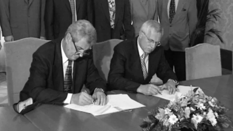 Podpis opoziční smlouvy