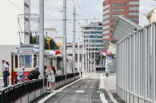 Na Plotní vjely tramvaje. Část dopravních komplikací v Brně se chýlí ke konci