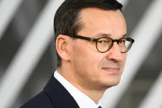 Polský premiér varoval před šířením koronaviru kvůli demonstracím odpůrců zákazu potratů