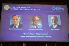 Nobelovu cenu za chemii dostal otec lithiové baterie. Jeho objev změnil 21. století