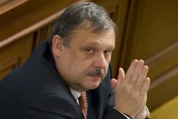 Chovance ve sněmovně nahradí Votava, další kritik účasti ČSSD ve vládě