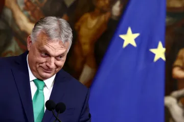 Orbán dlouhodobě balancuje mezi EU a Kremlem