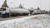 iReportér Roman Antoš: Nepojízdné kamiony v Troubsku u Brna