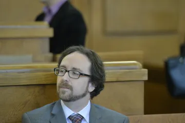 Soud přiznal odškodné 400 tisíc právníkovi Mlíčkovi za stíhání v kauze Promopro