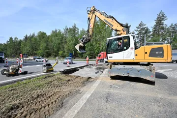 Kraje hledají, jak nahradit chybějící miliardy na opravy silnic