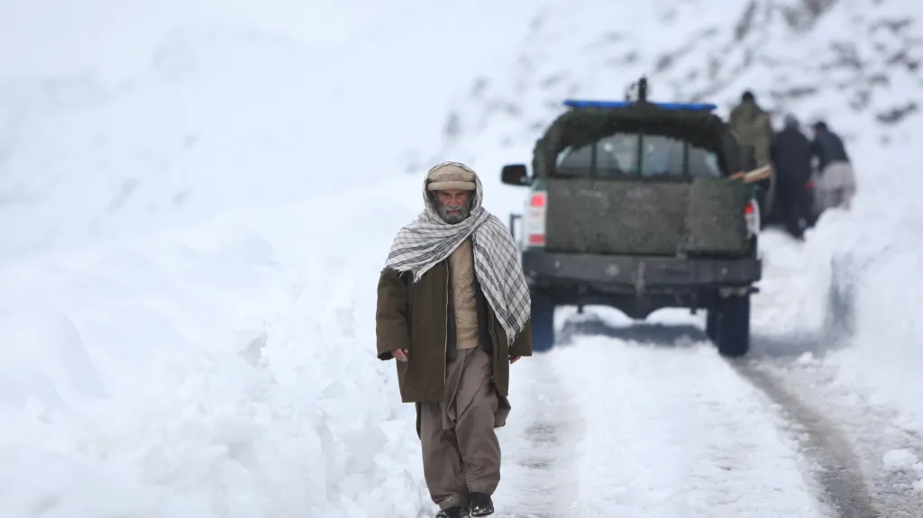 V Afghánistánu po pádu laviny stoupá počet mrtvých