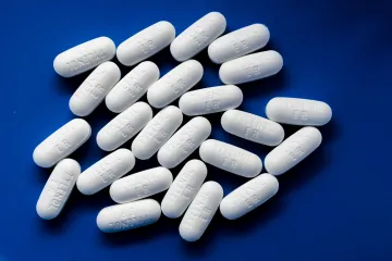 Chybí silné důkazy, že by paracetamol v těhotenství způsoboval autismus, říkají vědci