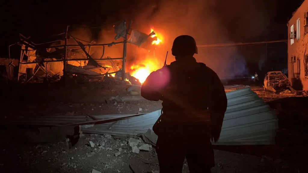 Požár po úderu ruských dronů, ilustrační snímek