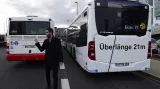 Dopravní podnik testuje 21metrový kloubový autobus