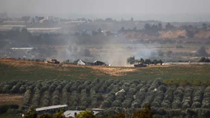 Izraelské tanky se pohybují v Pásmu Gazy