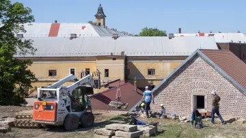 Rekonstrukce hradeb barokní pevnosti Josefov