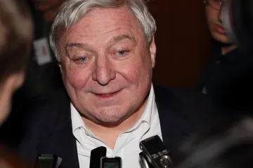 Šlouf je zpátky, Zeman to ještě nepřiznal