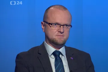 Hejtmani neměli na výběr, řekl k žádosti o vyhlášení nouzového stavu Netolický