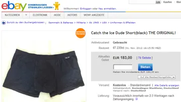 Ledový skokan nabízí plavky na eBay