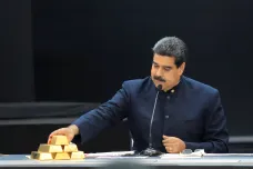 Venezuelští prezidenti válčí o zlato. Maduro s Guaidóem žádají Brity o 14 tun uložených rezerv